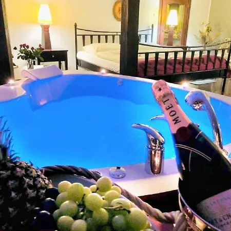 Hotel Restauracja - Mocca D'oro