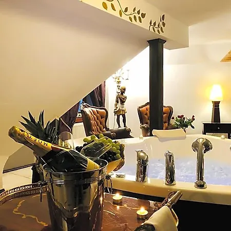 فندق Restauracja - Mocca D'oro ميكولو